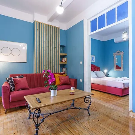 Luxury Art Deco 1-bed In Apartamento Tesalónica