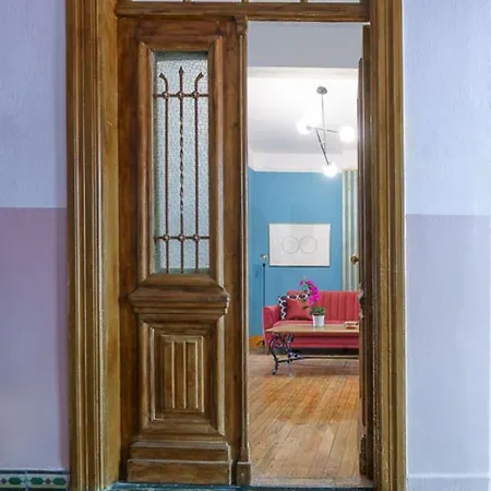 Luxury Art Deco 1-bed In Apartamento Tesalónica